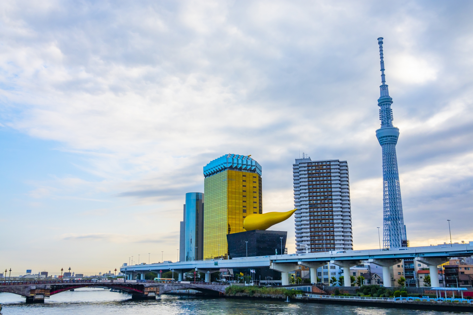 浅草での出張マッサージは本格的技術力自慢の当店で！ | 渋谷区発の出張マッサージ東京CHIC